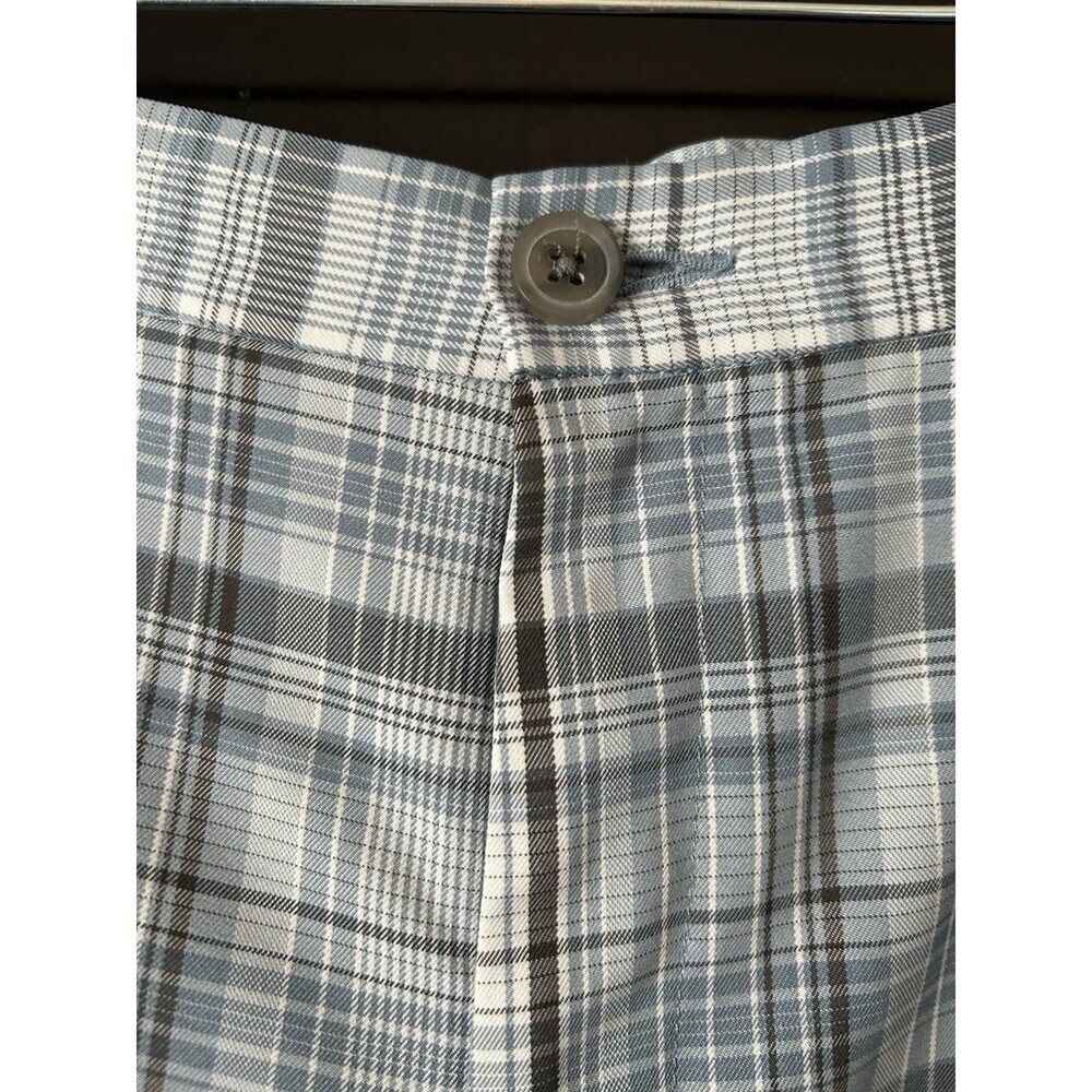 Haggar Sz 38 Men’s Shorts, Blue Plaid, 10” Inseam Adjustable Waist. Nice Quality - Picture 3 of 7